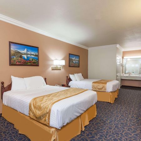 Days Inn & Suites By Wyndham South Gate Eksteriør bilde