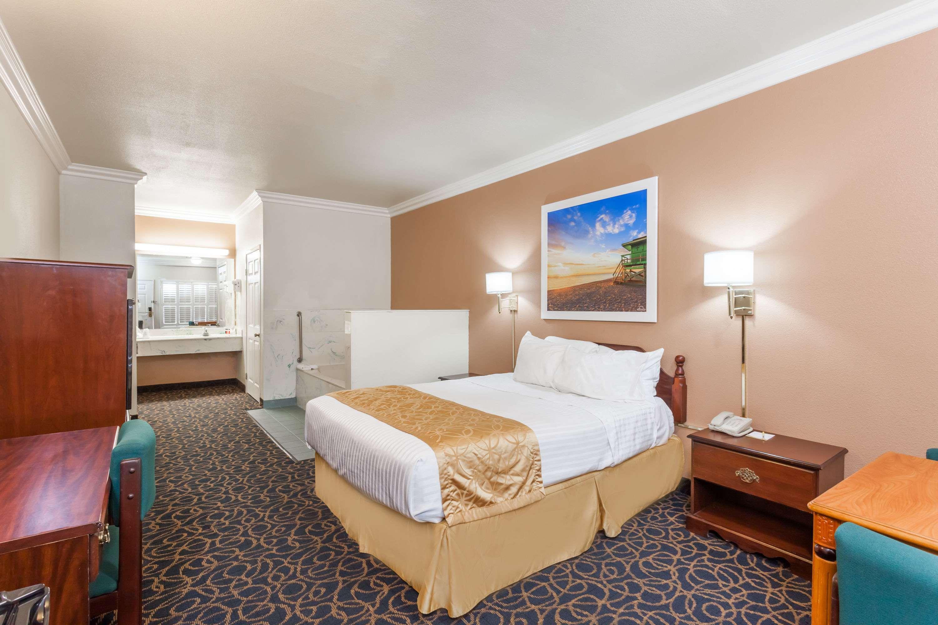 Days Inn & Suites By Wyndham South Gate Eksteriør bilde